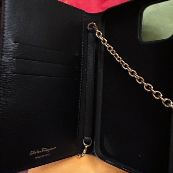 Salvatore Ferragamo - Picture 17 of 17